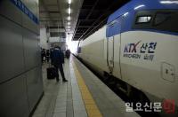“KTX-SRT 통합” 철도노조 총파업 예고에도 ‘난제’인 까닭