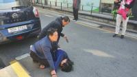 오세훈 유세현장에 흉기 들고 접근한 남성 경찰에 체포