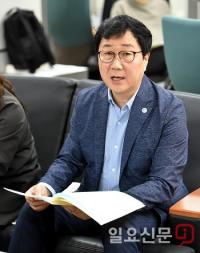 인천 수돗물 사고 후 1년...박영길 상수도사업본부장 "시민 신뢰 회복 위해 뼈 깎는 노력"