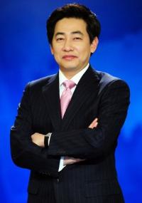 ‘불법촬영 혐의’ 김성준 전 앵커, 징역 1년 구형