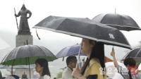 [날씨] 오늘날씨, 화요일 중부지방-전라도 '비'…남부지방 '무더위'