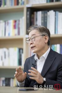  이재명 경기도지사 "문재인 정부 부동산 적폐청산 의지 경기도가 행동으로 뒷받침"