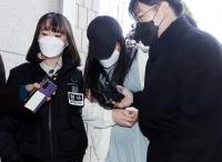 ‘인천 초등생 학대·살해’ 20대 모, 조산 가능성에 석방