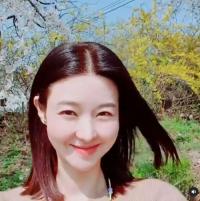 송선미 특별출연, 벚꽃구경+방부제 미모 근황 눈길 “간단히 촬영”