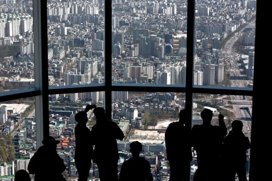 서울시가 최근 ‘재개발 활성화를 위한 6대 규제완화 방안’을 발표하자 시민단체는 부동산 정책의 과거로의 회귀가 아니냐며 비판하고 나섰다. 사진=일요신문DB