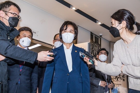 추미애 전 법무부 장관이 윤석열 전 검찰총장을 두고 6월 13일 “조국 전 장관에게 했던 검증의 10분의 1만 해도 금방 터져버릴 것”이라고 했다. 사진=최준필 기자