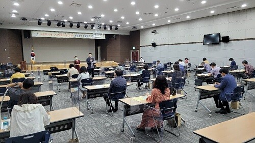 12일 '자유학기제-고교학점제 징검다리 교육과정 모델학교 담당자 연수'가 진행됐다. (사진=경북교육청 제공)