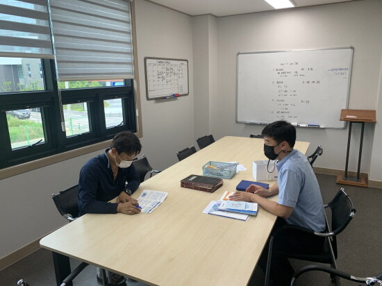 여수 영주산업주식 대상 컨설팅 모습.