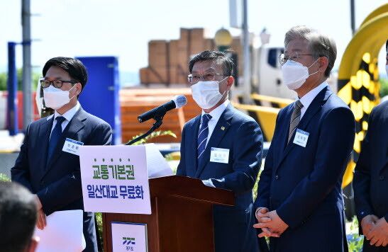 김포시는 3일 경기도, 고양시, 파주시와 함께 일산대교 통행무료화 추진에 합의하고 오는 10월부터 무료화하기로 했다./사진=김포시 제공