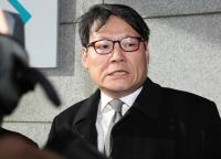 ‘김학의 불법 출금 혐의’ 이광철·차규근·이규원 재판 본격화