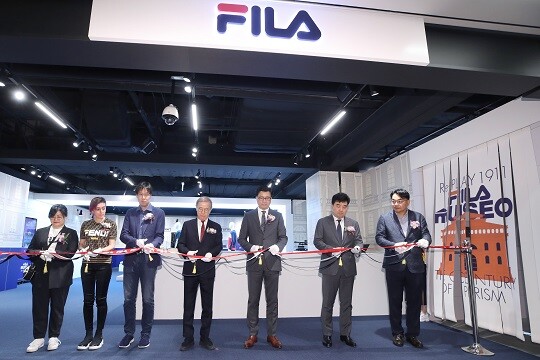 2019년 5월, 신세계백화점 강남점에서 열린 '휠라 뮤제오 : 리플레이 1911' 전시 개막식 모습. 사진=연합뉴스