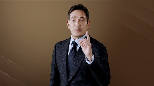 정용진 신세계그룹 부회장의 최근 소셜네트워크서비스 행보를 두고 사회 전반에 걸쳐 논란이 일고 있다. 사진=신세계그룹 제공