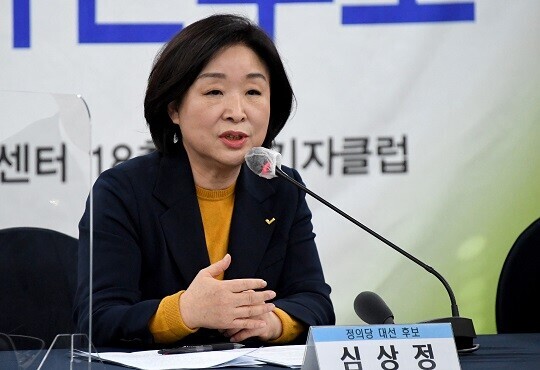 심상정 정의당 대선 후보가 이재명, 윤석열 후보의 양자 토론 추진에 반발하는 농성에 돌입한다. 사진=국회사진취재단