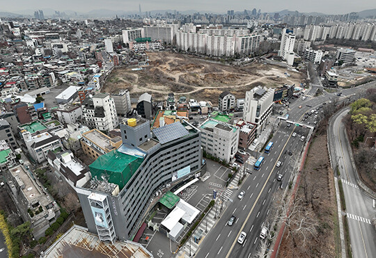 서울 용산구에 위치한 크라운 호텔과 유엔사 부지 전경. 사진=임준선 기자