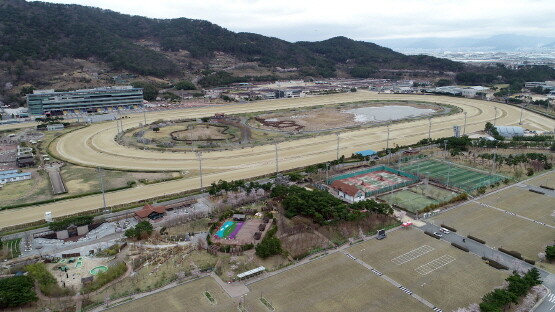 부산경남경마공원 전경. 사진=한국마사회 부산경남본부 제공