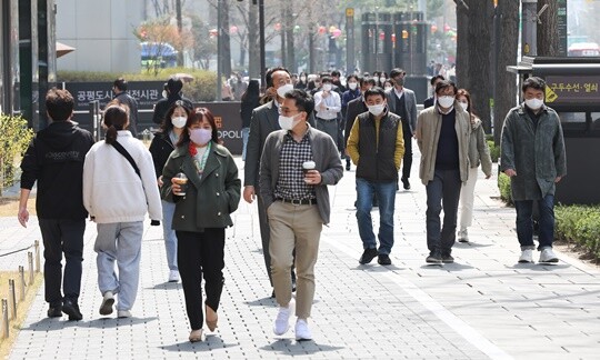 2년1개월만에 코로나19로 인한 사회적 거리두기가 전면해제된다. 사진=박정훈 기자