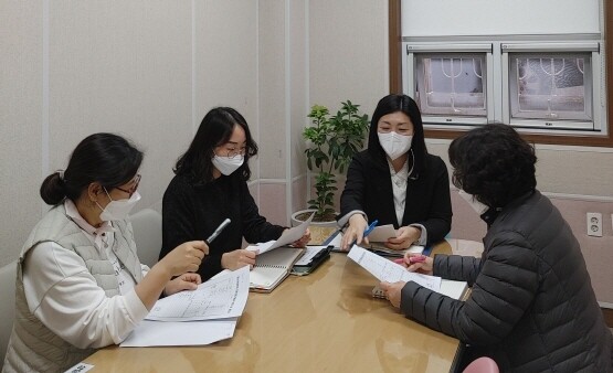 고위기청소년 자살·자해 집중심리클리닉 회의. 사진=김해시 제공