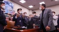 ‘검수완박’ 국회 법사위 통과…본회의만 남아