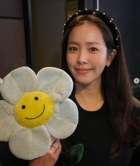 사진= 한지민 인스타그램