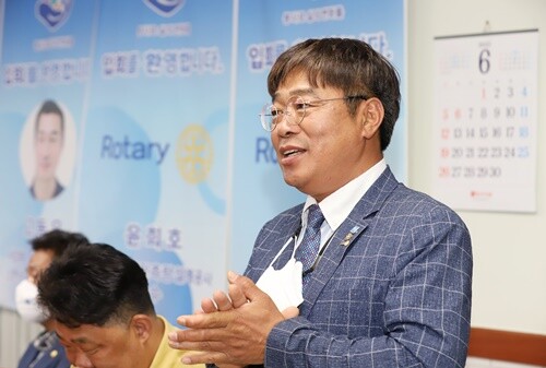 신입회원 인사말. 사진=김현술 기자