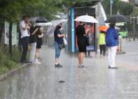 [날씨] 오늘날씨, 목요일 중부‧전북 중심 ‘많은 비’…남부엔 ‘폭염’