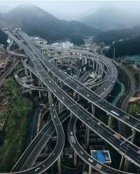 ‘초보 운전자 충격과 공포’ 중국 빙글빙글 고가도로 