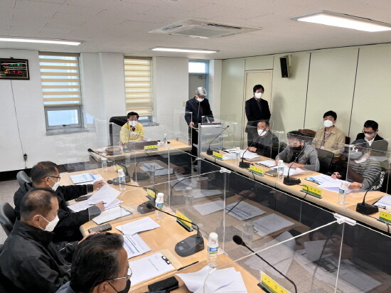 정종복 기장군수 제27차 고리원전민간감시위원회 정기회의 참석. 사진=기장군 제공