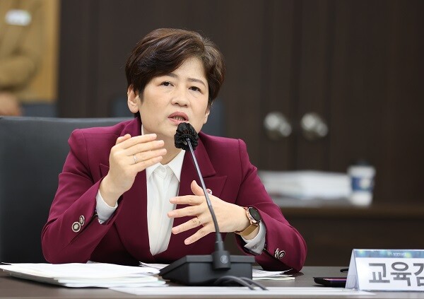 강은희 교육감이 지난 3일 시교육청 열린  '2023 교육청 출입기자 신년 간담회'에서 MZ세대에 시대적 변화에 따른 경제금융교육에 대해 설명하고 있다. 사진=남경원 기자