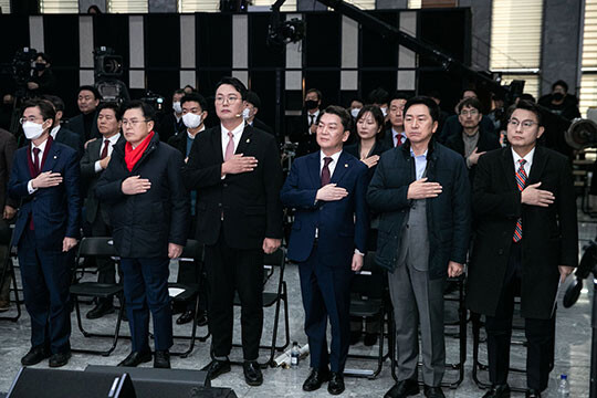 국민의힘 전당대회 당대표 후보자들. 왼쪽부터 조경태 의원, 황교안 전 미래통합당 대표, 천하람 전남 순천 당협위원장, 안철수 의원, 김기현 의원, 윤상현 의원. 사진=국회사진취재단