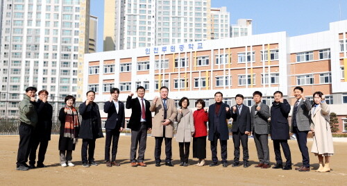 인천시의회 교육위원회, 개교 예정 학교 점검. 사진= 인천광역시의회 제공