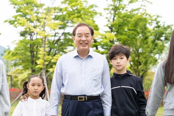 하윤수 부산교육감. 사진=부산시교육청 제공