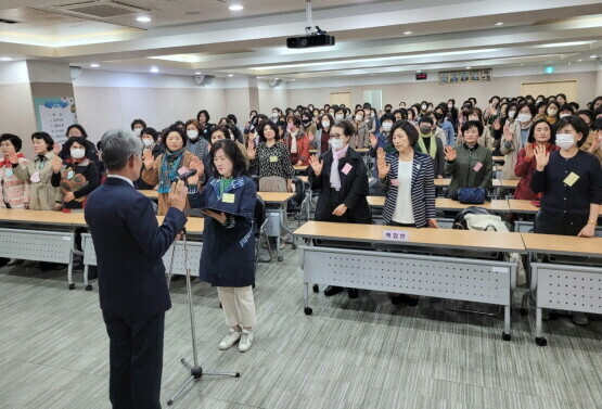 주부대학 개강식 모습. 사진=경남농협 제공