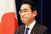 [속보] 기시다 일본 총리 연설 전 큰 폭발음…“총리 대피해 무사”
