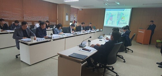 양주시가 25일 '경기북부 특별자치도 시대, 기회발전소, 양주 테크노밸리 전략방향'을 주제로 전문가 자문회의를 개최하고 있다. 사진=양주시 제공