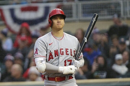 오타니가 MLB 통산 500탈삼진 100홈런이라는 대기록을 달성했으나 연이어 장타를 허용하는 등 어려운 경기를 펼쳤다. 사진=연합뉴스