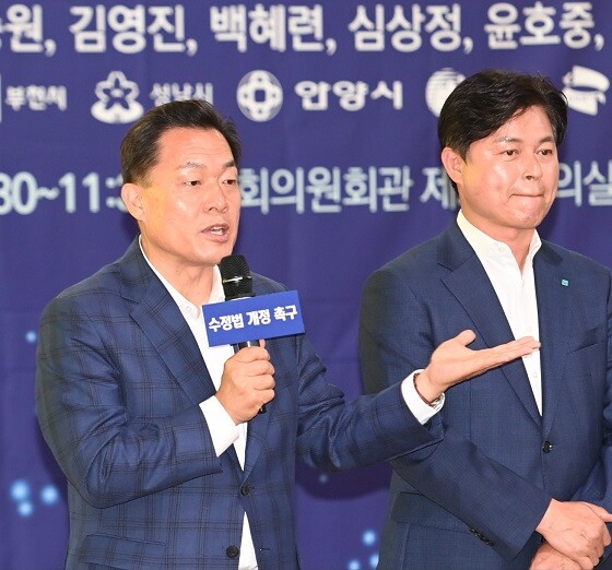 이재준 수원특례시장이 19일 '수도권정비계획법 개정을 위한 국회 토론회"에서 인사말을 하고 있다. 사진=수원특례시 제공