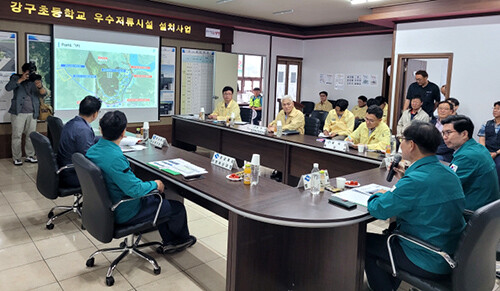 김학홍 행정부지사가 재해예방사업장 현장점검에 나서고 있다. 사진=경북도 제공