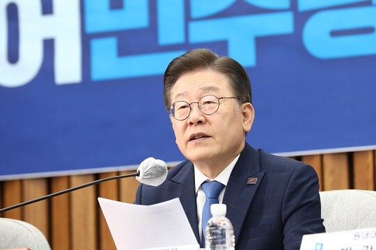 이재명 대표가 일본 후쿠시마 오염수 방류에 대해 정부가 무대책으로 일관한다고 비판했다. 사진=박은숙 기자