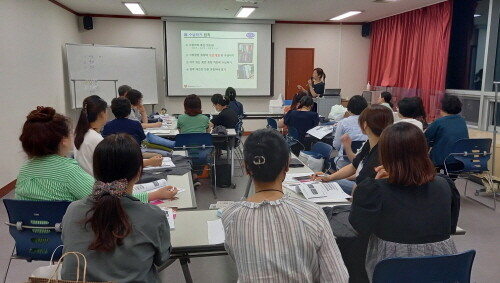 기장군에서 1인가구 지원 프로그램(정리수납 2급 자격과정)을 진행하고 있다. 사진=기장군 제공