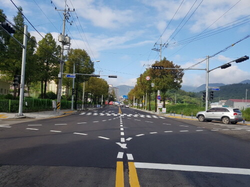 내덕중학교 일원 도로 재포장 모습. 사진=김해시 제공