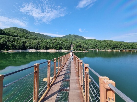 파주 마장호수 출렁다리. 사진=경기관광공사 제공