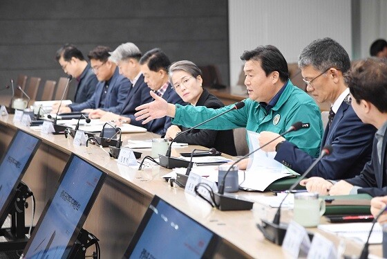 임병택 시흥시장이 26일 광명시흥공공주택지구 지구계획수립 보고회에서 의견을 제시하고 있다. 사진=시흥시 제공