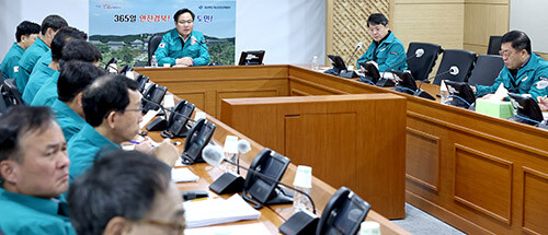 경주 지진 관련 회의. 사진=경북도 제공