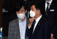 하태경, 김기현 사퇴 압박 “민주당 X맨 된 대표”