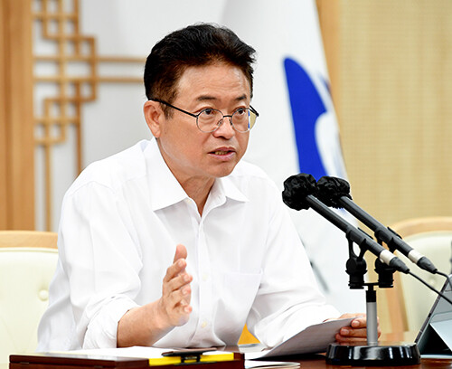 이철우 지사가 간부회의를 주재하고 있다. 사진=경북도 제공