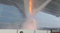 인천공항 제2여객터미널 외부 기둥서 화재…30분 만에 진화