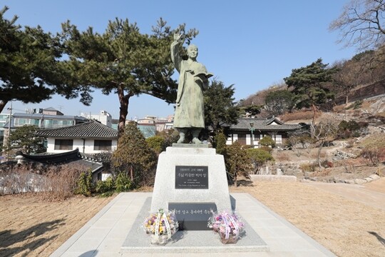 이화장에 있는 고 이승만 전 대통령 동상의 모습. 사진=박정훈 기자