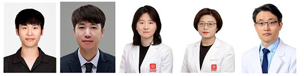 왼쪽부터 김동호 박사과정, 변준규 교수, 최연경 교수, 강유나 교수, 박근규 교수