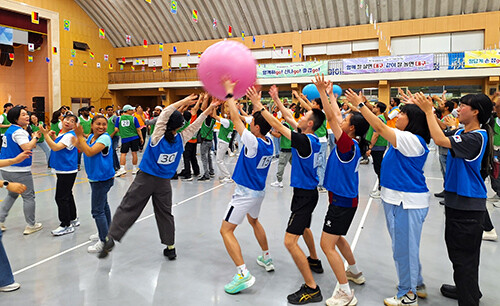 '2024 다(多)모인 축제 한마당'이 지난 18일 영진전문대 백호체육관에서 열리고 있다. 사진=영진전문대 제공