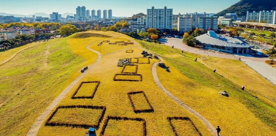 대성동 고분군 전경. 사진=김해시 제공